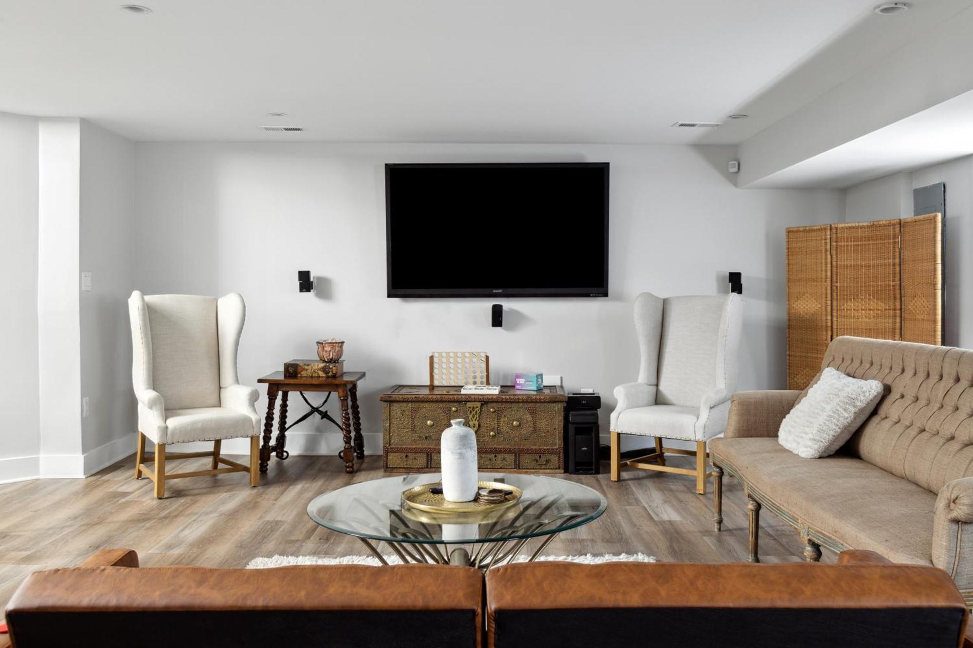 Сasa de vacaciones Luxury 4br 7 Mins To Us Capital, Rooftop Deck, In Free Parking Washington